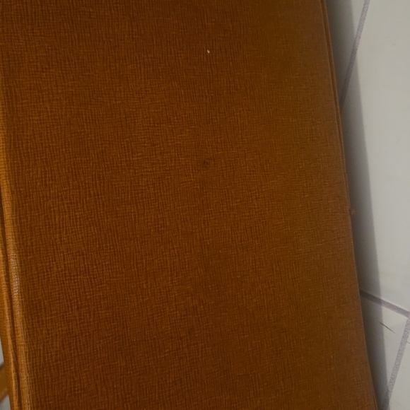 Dooney And Bourke Tan Shoulder Bag - Picture 8 of 12